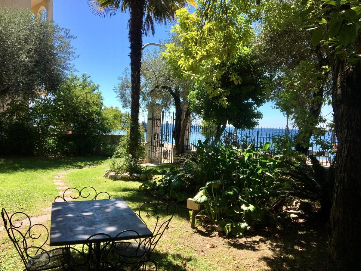 Casa Vacanze Gabbianella Villa Con Giardino Lungolago Maderno Toscolano-Maderno Kültér fotó