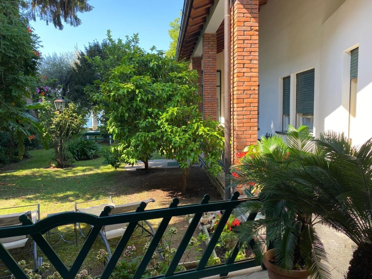 Casa Vacanze Gabbianella Villa Con Giardino Lungolago Maderno Toscolano-Maderno Kültér fotó